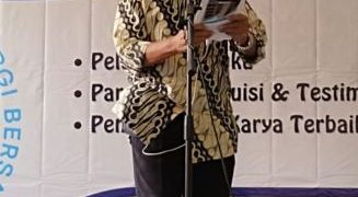 Sajak-sajak Pulo Lasman Simanjuntak: -Kidung Malam Hari-Tangisku untuk Pulau Rempang-September Mengerikan-Penyair Bermata Batu-September Mengerikn, Oktober Makin Mencemaskan-
