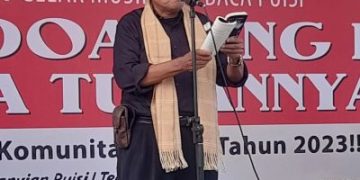 Prof. Dr. Wahyu Wibowo: Karya Puisi Pulo Lasman Simanjuntak Penuh dengan Teknik Pembentukan Imaji Liar