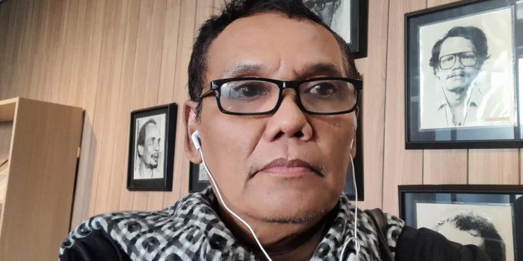 Penyair Pulo Lasman Simanjuntak Menulis Syair untuk Presiden 2024