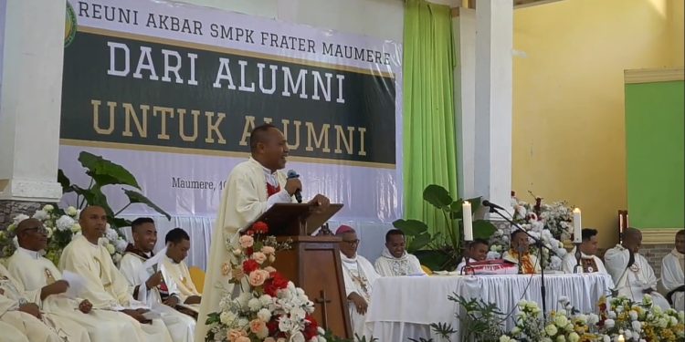 Reuni Akbar SMPK Frater Maumere, “Pulang ke Rumah”