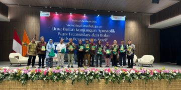 Paus Fransiskus dan Harapan Wajah Baru Bumi Kita