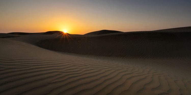 Nyanyian Anak Timor di Bulan Kemerdekaan – Puisi JB Kleden