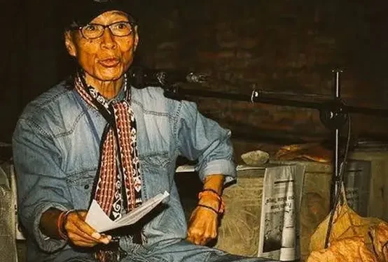 Umbu dan Puisi Indonesia Modern