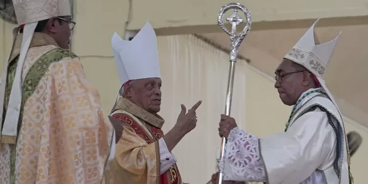 Seruan Profetis Trio Uskup Lamaholot: Pulang Memeluk Dunia yang Terluka