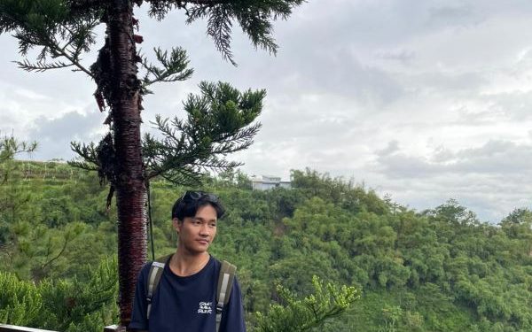 Ayah, Tubuh, dan Kekuasaan: Kritik Sosial dalam Cerpen “Menyusu Ayah”