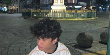 Ketika Imajinasi Menjadi Erotis: Keluhuran dalam Cerpen Dilarang Menyanyi di Kamar Mandi