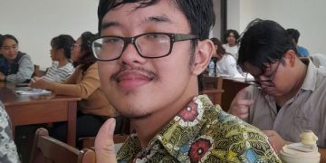 Menyuarakan yang Dibungkam: Telaah Sejarah dalam novel “Laut Bercerita”