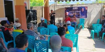  Mempererat Silaturahmi, Julie Sutrisno Laiskodat Berbagi Kasih Daging Kurban dengan Sejumlah Umat Muslim di Sikka