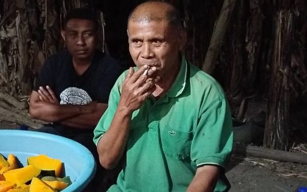 Jejak di Tanah Tandus – Perjalanan Ekstrem Joakim Deke Kokomaking Membangun Nugu Terpadu